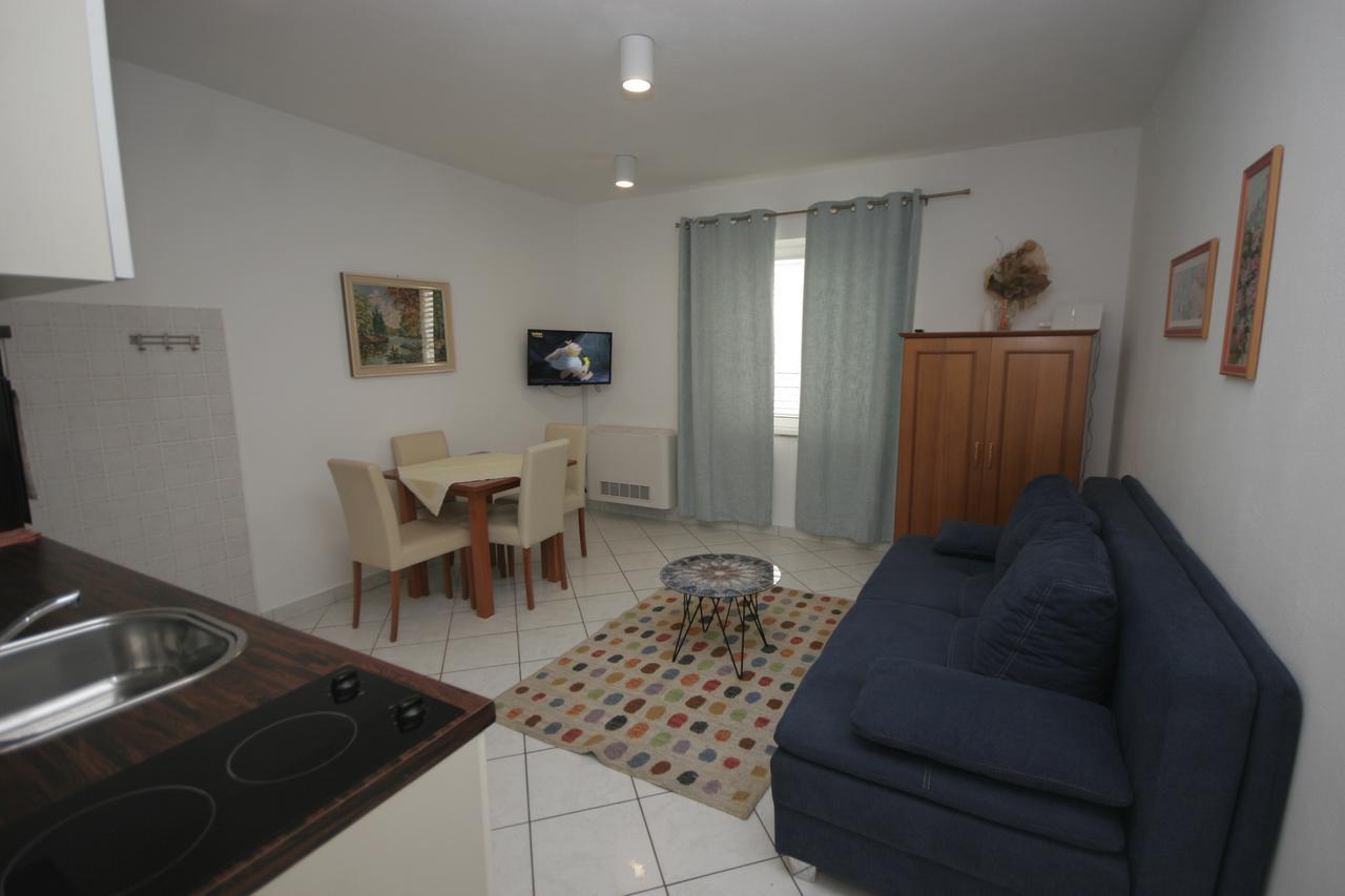 Apartments Irena Krk Veglia Exterior foto